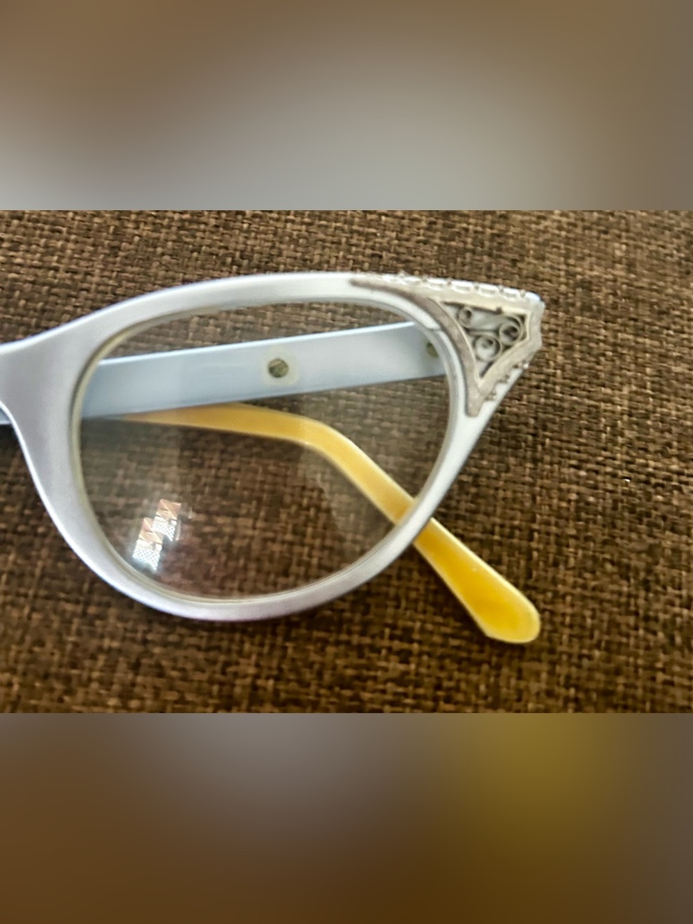Vintage TURA Cat Eye Glasses Silver Filigree Art Nouveau deco Frames 5 3/4 case - Picture 2 of 6